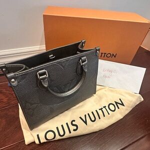 Louis Vuitton Dark Gray Leather Handbag